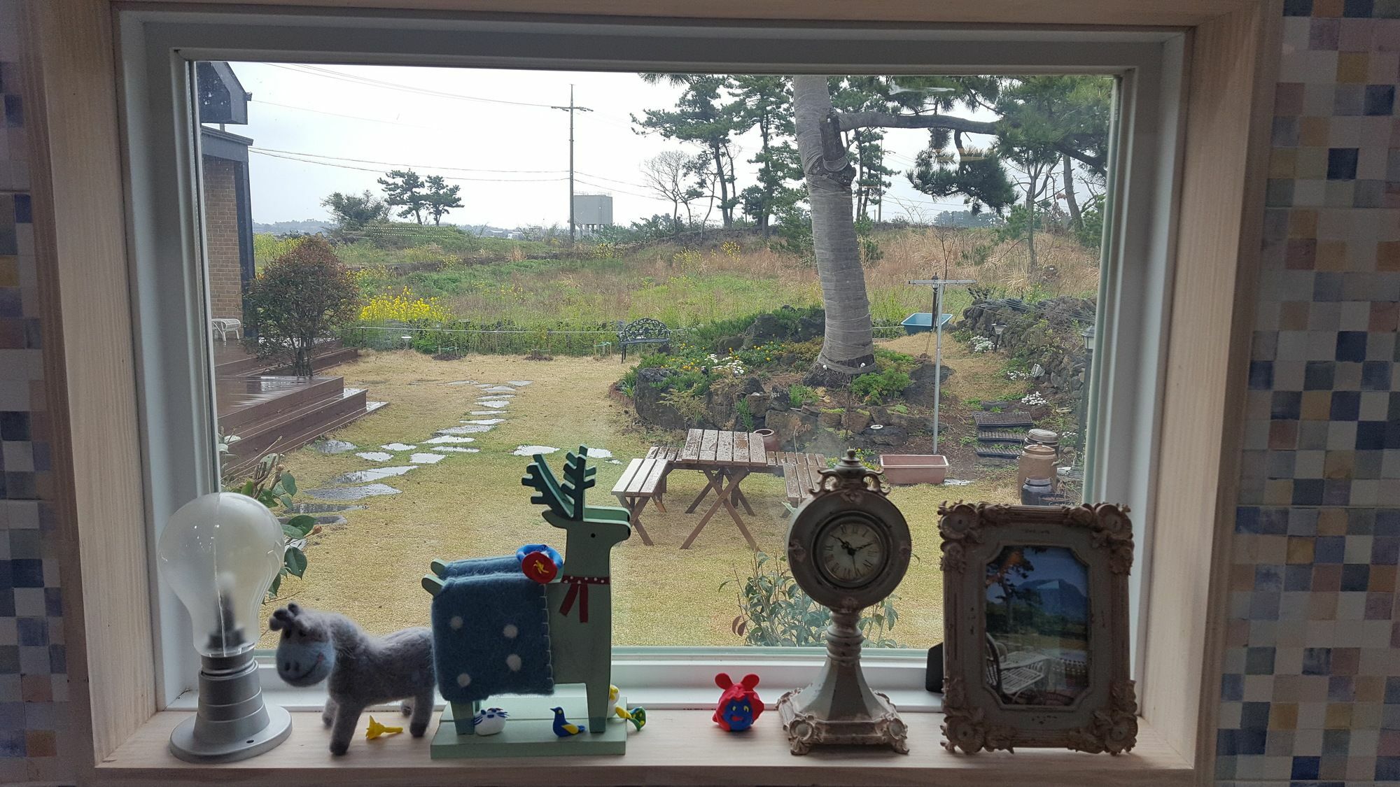 Wind Jeju Cafe & Pension Seogwipo Exteriör bild
