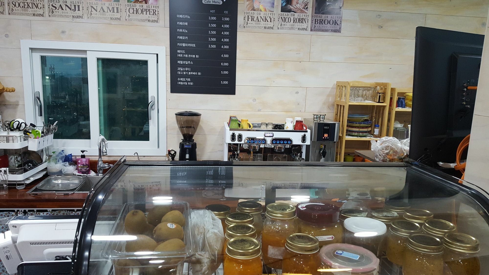 Wind Jeju Cafe & Pension Seogwipo Exteriör bild