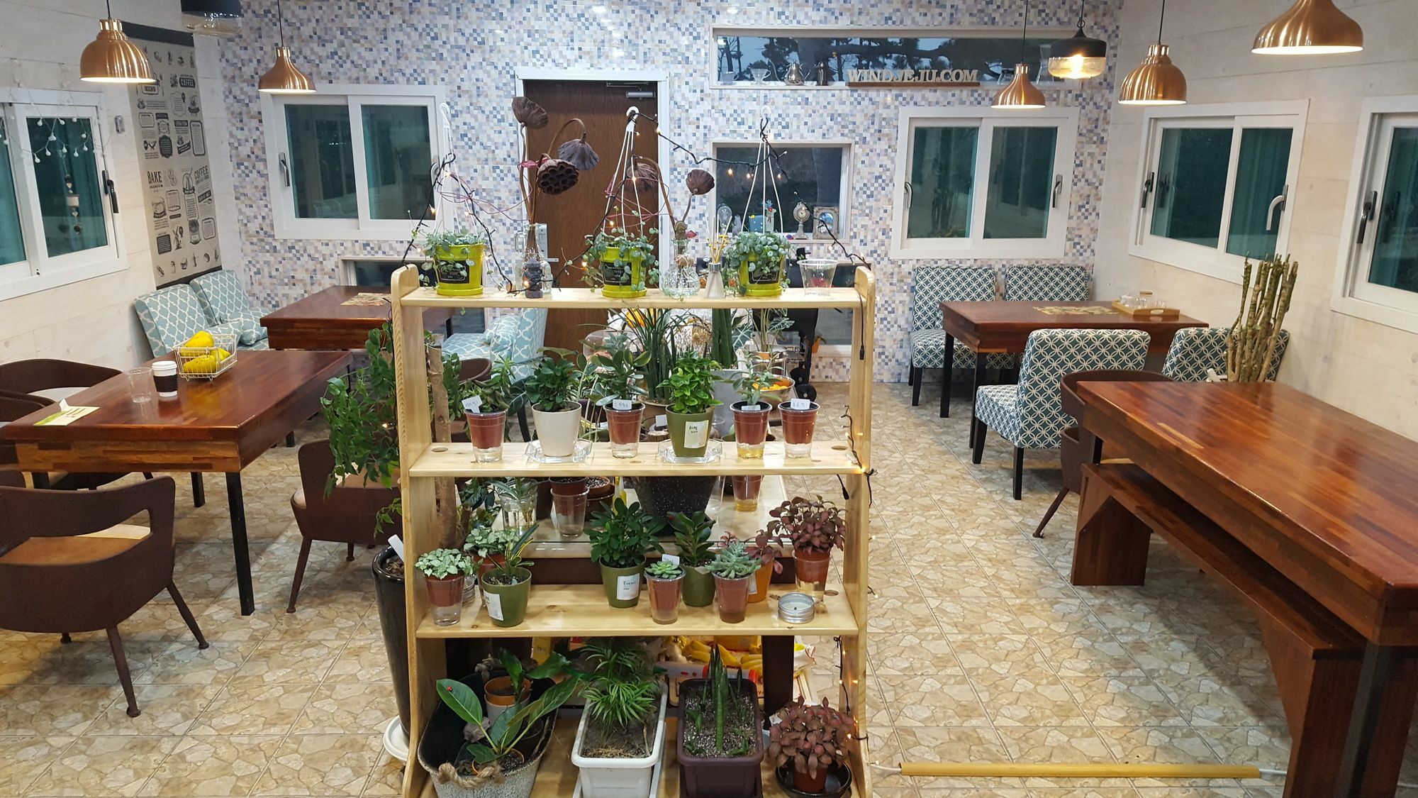 Wind Jeju Cafe & Pension Seogwipo Exteriör bild